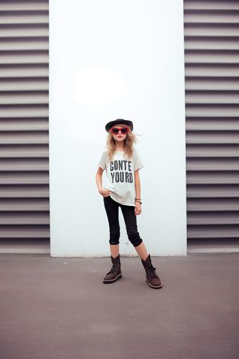 rsame look. real little girl like a taylor swift (seven years old). She is happy and very smiling and wear hearth red sunglasses,, white tshirt, blacj short panta and black militar boots. She no has makeup. She is standing in the center of the composition, image show full body on a white background. Composition clean, bright, light, smile, happy. Hyperrealistic image, real photography, fujifilm superia, full HD, taken with a Canon EOS R5 F1. 2 ISO100, 8k, full frame, full body. --aspect 2:3